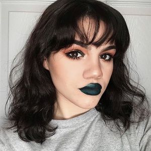 Meet your Posher, Deanna